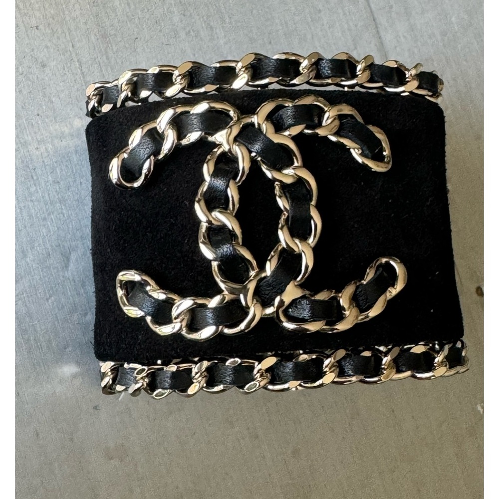 Chanel black suede chain cuff logo bracelet rare Preowned authentic